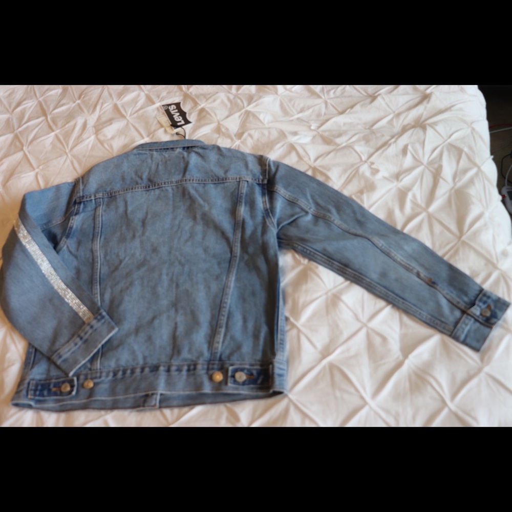 Levi’s women’s trucker jacket /embellished sleeves - Picture 6 of 15